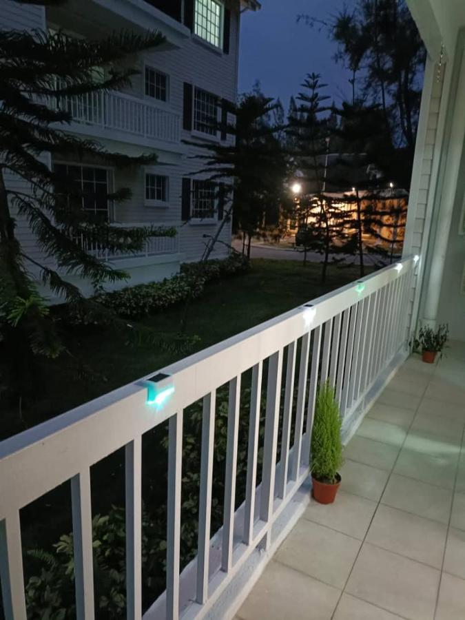 Home Feel-Hibiscus Suites Kampar Exterior photo